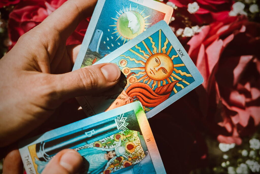 Tarot para el autoamor: una herramienta de sanación y empoderamiento